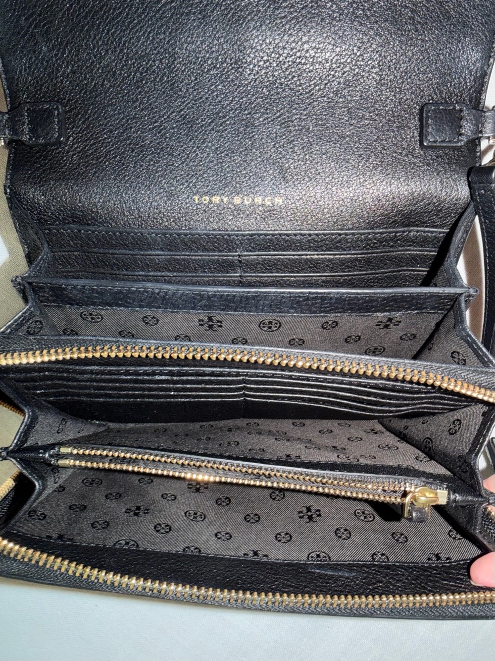 Tory Burch Black Pebbled Leather Crossbody Bombe Flat Wallet Bag - Picture 3 of 4